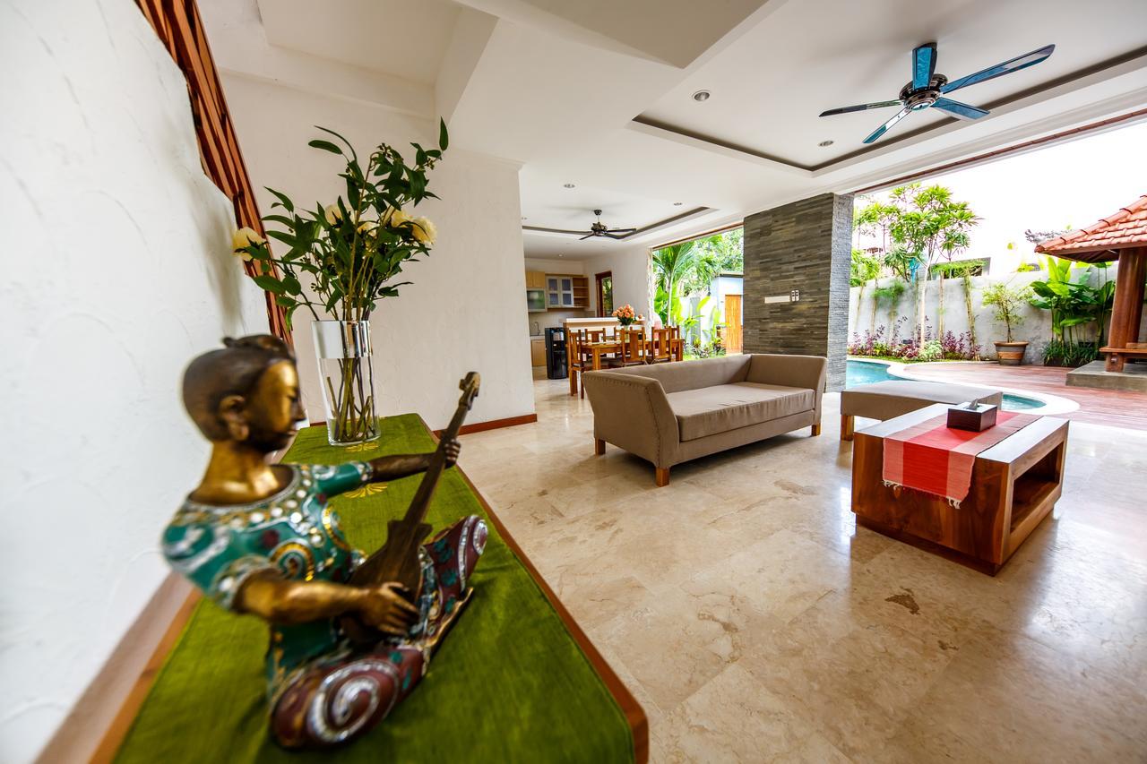 Villa Suzuki 2 Seminyak Exterior photo