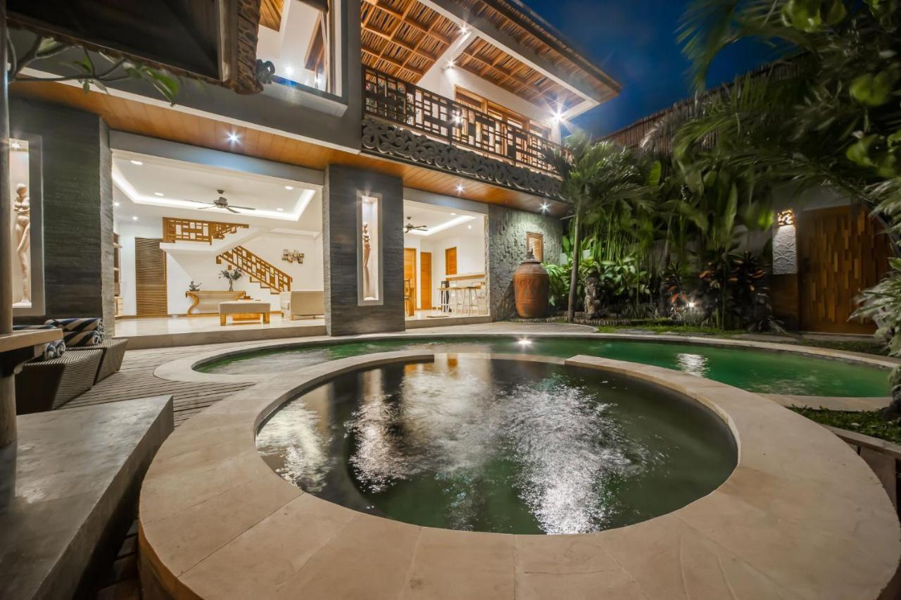 Villa Suzuki 2 Seminyak Exterior photo